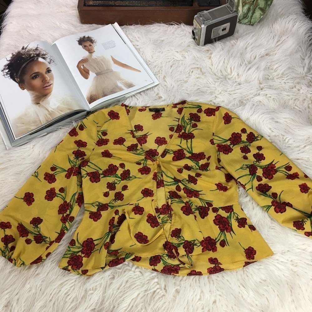 Topshop Floral Peplum Blouse US 6 Yellow Red Rose V Neck Cottagecore Top